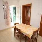 And With Parking Space - 6759 Maison d'hôtes Makarska