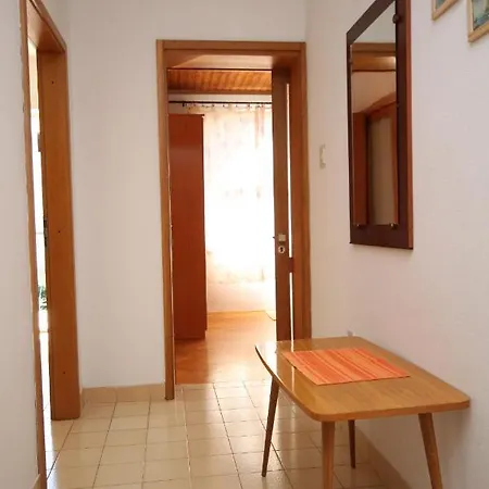 And With Parking Space - 6759 Gasthuis Makarska