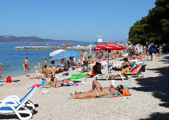 And With Parking Space - 6759 3* Makarska