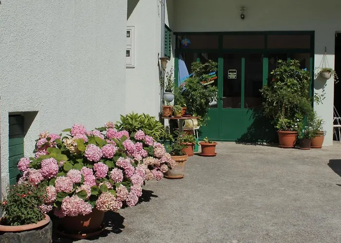 Guest house And With Parking Space - 6759