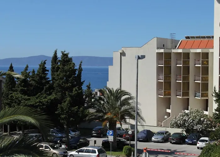 And With Parking Space - 6759 3*